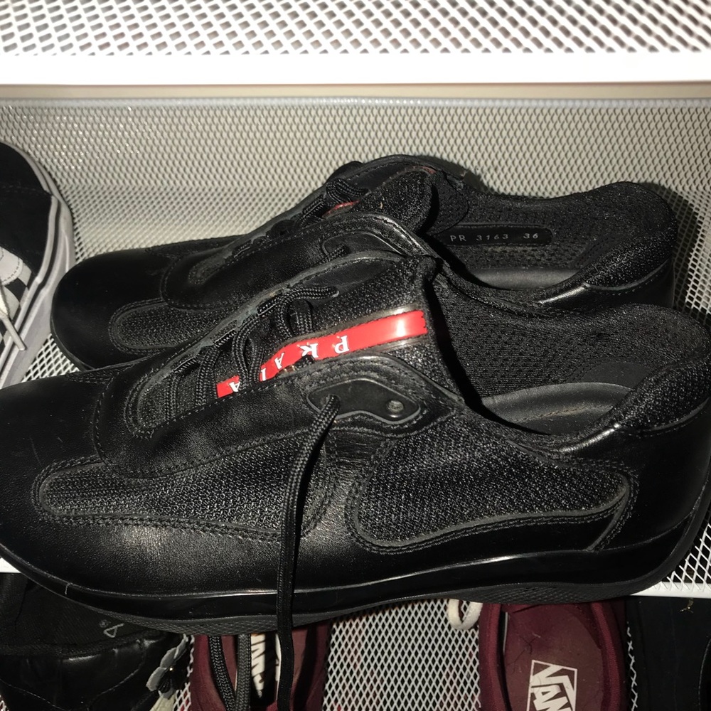 Shoes - Picture 2 of 4